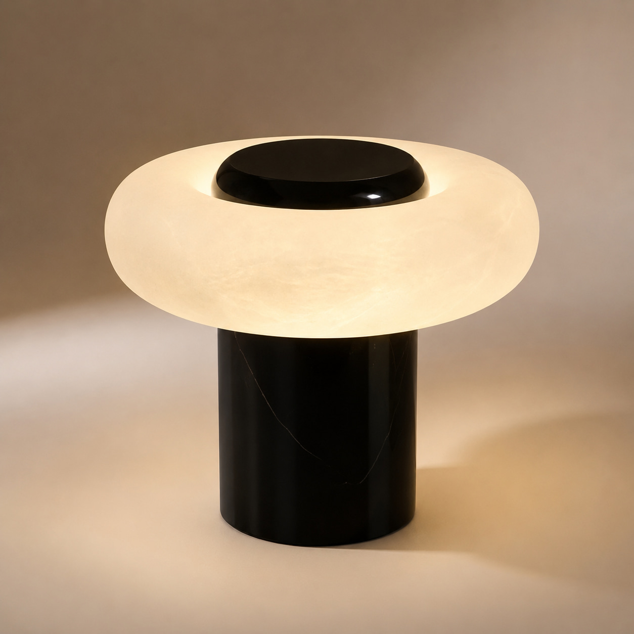 Black Alabaster Ring Table Lamp