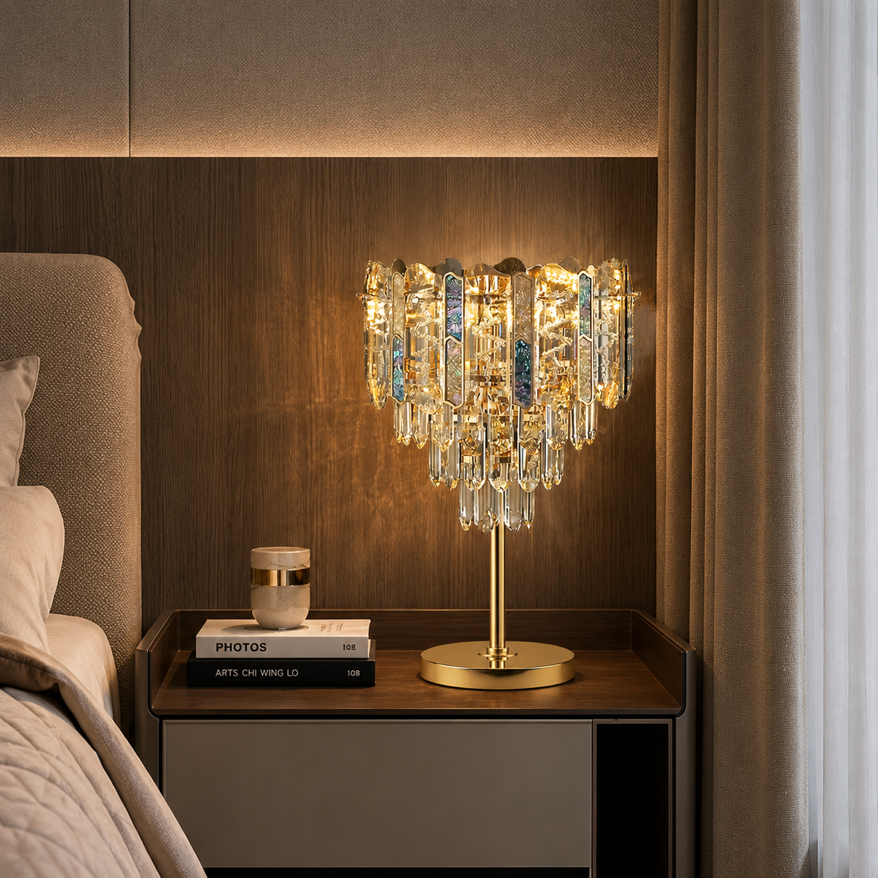 Light Luxury Wavy Edge Foil Crystal Table Lamp