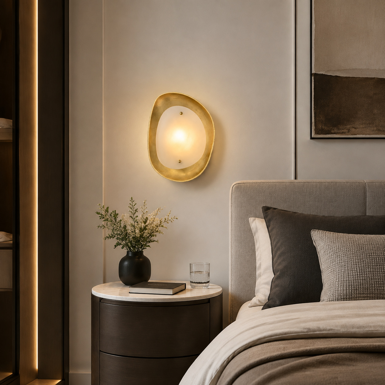 Golden Moonlight Wall Lamp