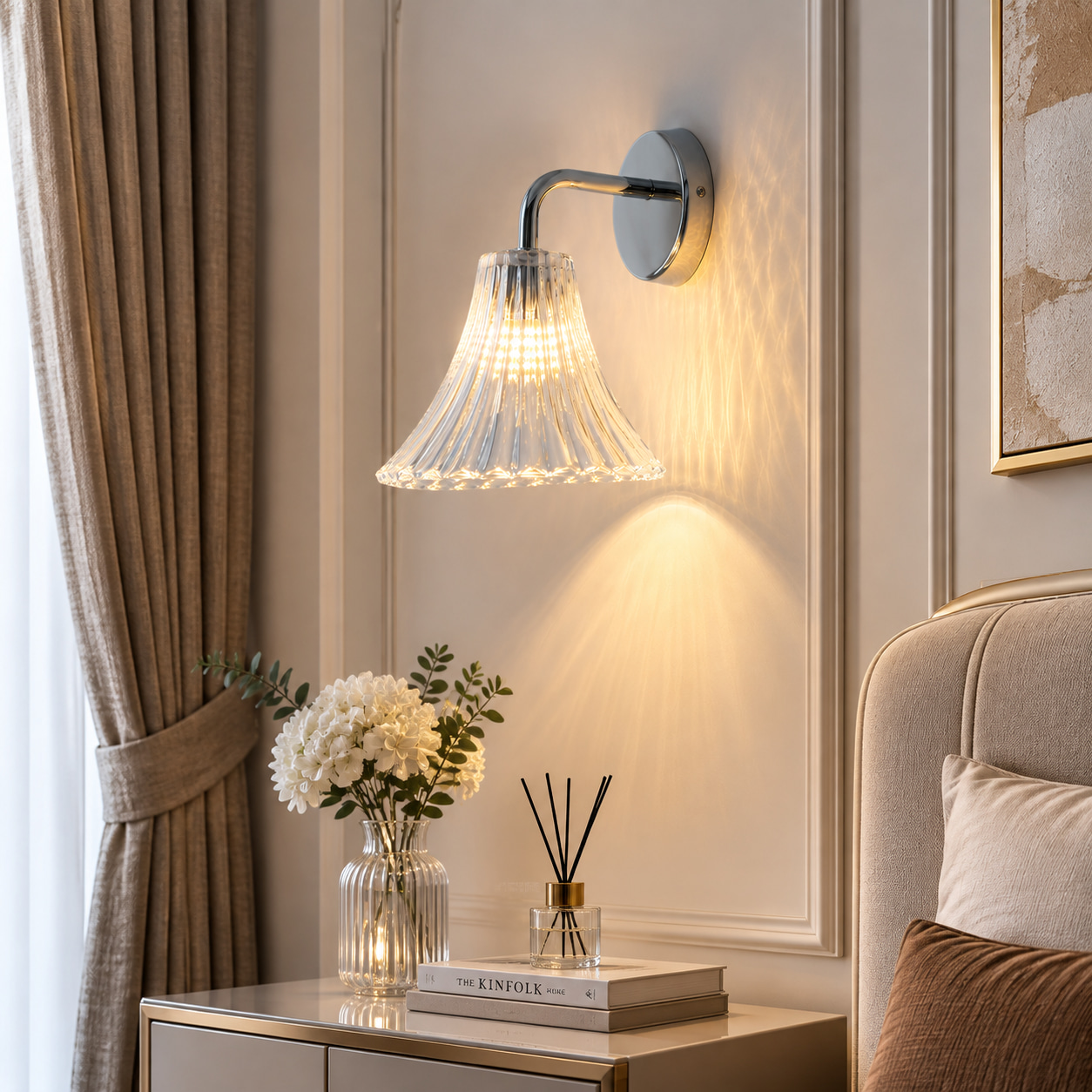 Light Luxury Vertical Grain Bell Crystal Wall Lamp